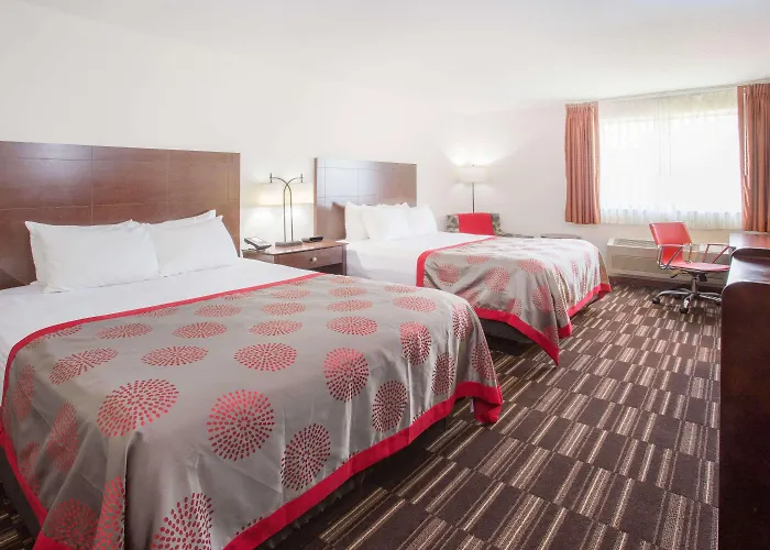 Hotel Western Urbana
